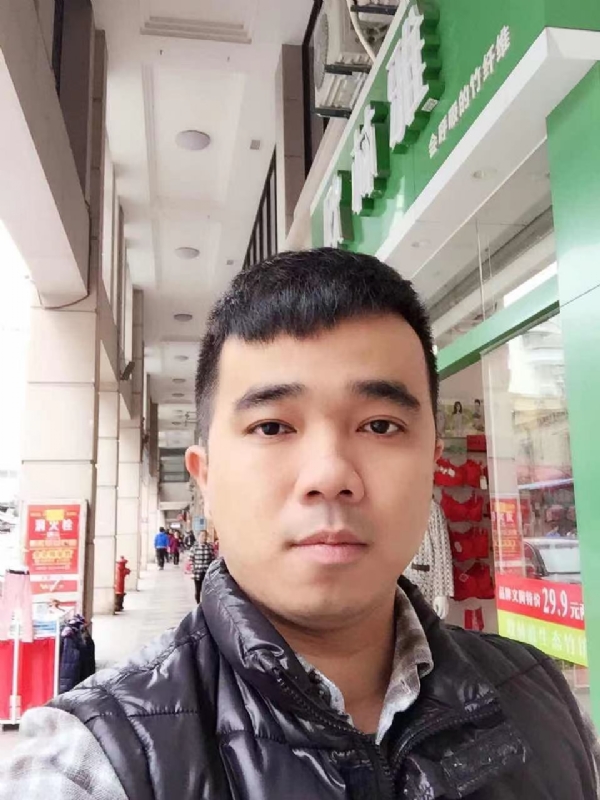 小小怪兽的第一张照片--厦门残疾人相亲网
