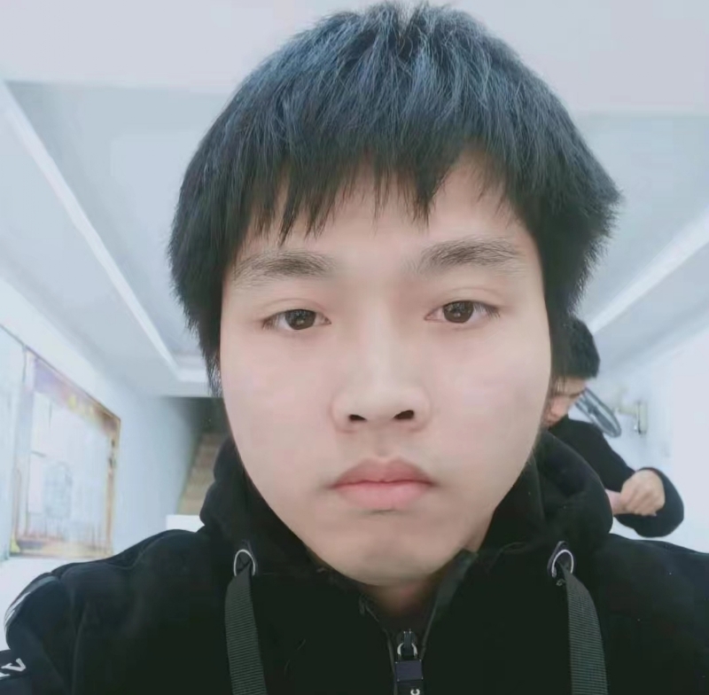无奋斗不清春的第一张照片--厦门残疾人相亲网
