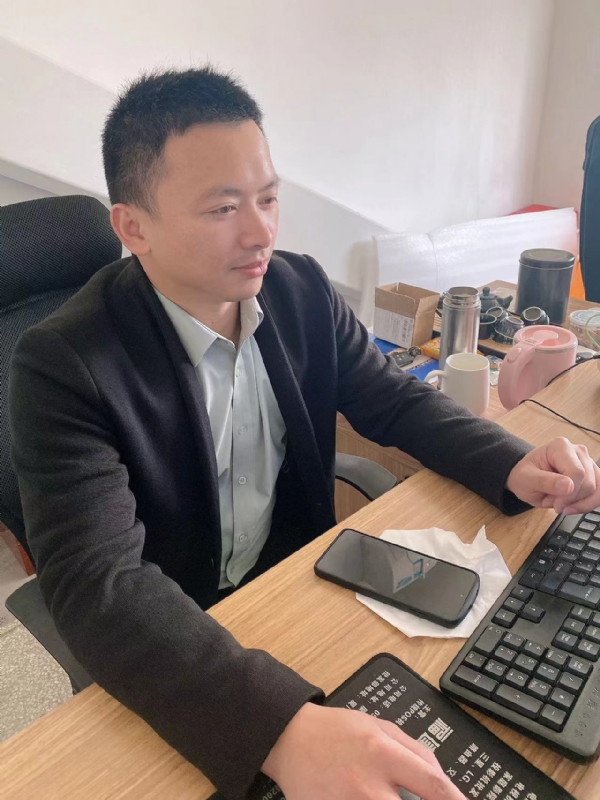 落叶知秋的第一张照片--厦门残疾人相亲网